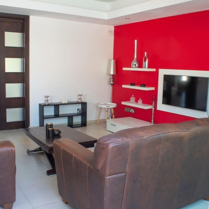 Villa Artemis Larnaca Extérieur photo